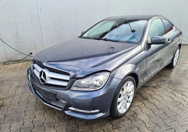 Mercedes-Benz Klasa C cena 26500 przebieg: 162000, rok produkcji 2012 z Pleszew małe 121